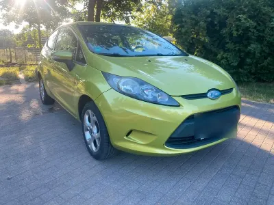 Gebraucht Ford Fiesta Trend 80 PS (58 kW) 2009 Grün Kleinwagen