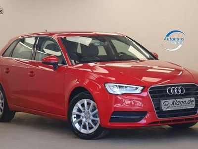 Gebraucht Audi A3 Attraction 122 PS (89 kW) 2013 Rot Limousine