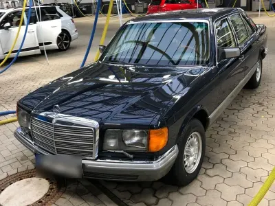 Gebraucht Mercedes 500 241 PS (177 kW) 1983 Blau Limousine