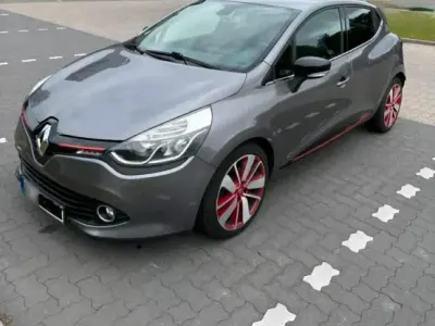 Gebraucht Renault Clio 110 PS (80 kW) 2014 Grau Kleinwagen