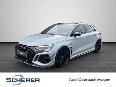 Gebraucht Audi RS3 Sportback Comfort 500 PS (367 kW) 2023 Individuallackierungen audi exclusive (metallic) Kleinwagen