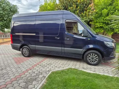 Gebraucht Mercedes Sprinter 163 PS (119 kW) 2020 Blau Van