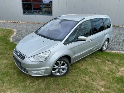 Gebraucht Ford Galaxy Titanium 140 PS (102 kW) 2013 Silber Van / Kleinbus