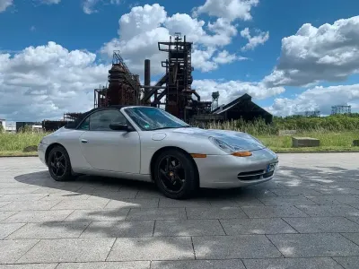 Gebraucht Porsche 996 300 PS (220 kW) 1998 Silber Cabrio