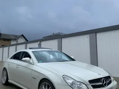 Gebraucht Mercedes CLS63 AMG AMG 514 PS (378 kW) 2008 Weiß Coupé