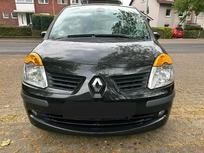 Second-hand Renault Modus 88 CP (64 kW) 2006 Negru Monovolum