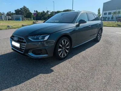 Gebraucht Audi A4 Advanced 204 PS (150 kW) 2020 Grau Kombi