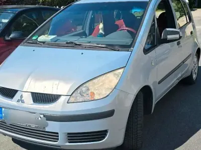 Gebraucht Mitsubishi Colt 95 PS (69 kW) 2004 Silber Kleinwagen