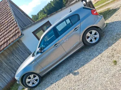 Gebraucht BMW 116 116 PS (85 kW) 2011 Grau Kleinwagen