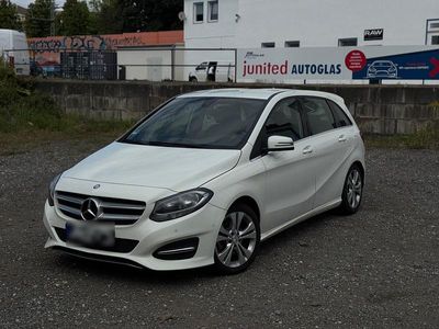 Mercedes B220