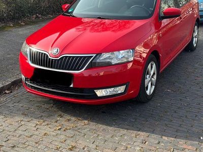Gebraucht Skoda Rapid Ambition 86 PS (63 kW) 2014 Rot Kleinwagen