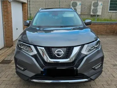 Gebraucht Nissan X-Trail Tekna 163 PS (119 kW) 2018 Grau SUV