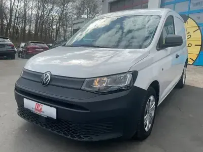 Second-hand VW Caddy 110 CP (80 kW) 2021 Alb Monovolum