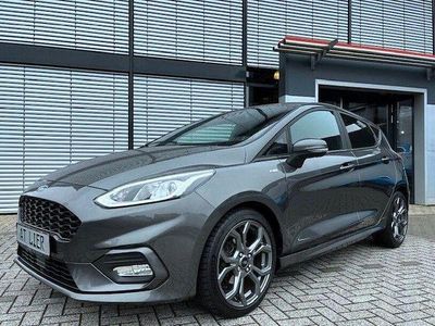 Grau Gebraucht 2017 Ford Fiesta ST-Line Limousine | 11.980 € (Fairer Preis)