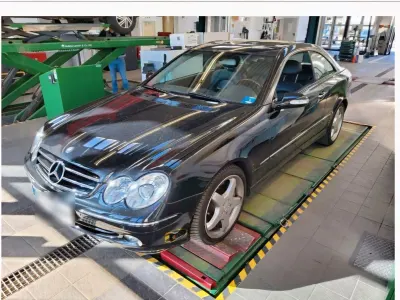 Gebraucht Mercedes CLK500 306 PS (225 kW) 2002 Schwarz Coupé