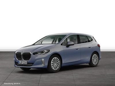 Gebraucht BMW 220 Active Tourer 150 PS (110 kW) 2024 Grau Van / Kleinbus