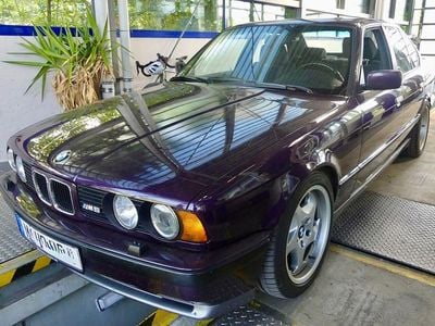 Gebraucht BMW M5 Competition Edition 340 PS (250 kW) 1992 Violet Limousine