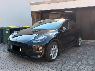 Gebraucht Tesla Model Y Long Range AWD 389 kW (530 PS) 2024 Schwarz SUV