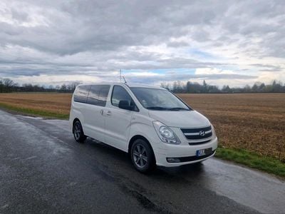 Hyundai H-1