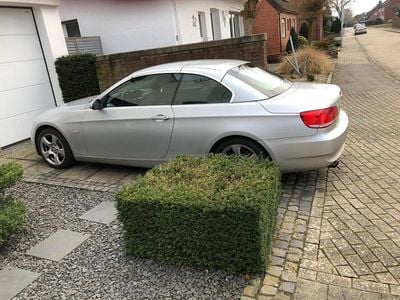 Schwarz Gebraucht 2008 BMW 320 Cabriolet Cabrio | 9.500 € (Fairer Preis)