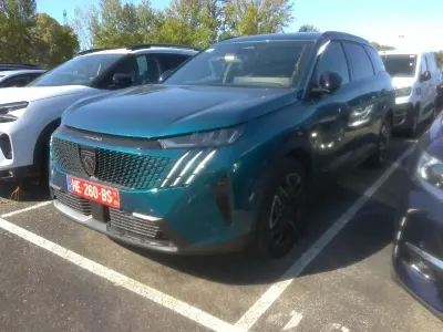 Gebraucht Peugeot 5008 Allure 136 PS (100 kW) 2025 Blau (bleu obsession) SUV