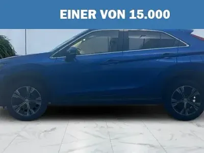 Gebraucht Mitsubishi Eclipse Cross Diamant Edition 163 PS (119 kW) 2021 Blau metallic SUV