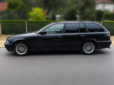BMW 525