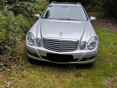 Mercedes E220