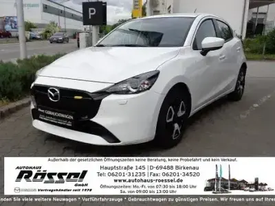 Gebraucht Mazda 2 Center-Line 75 PS (55 kW) 2023 Arctic white Kleinwagen