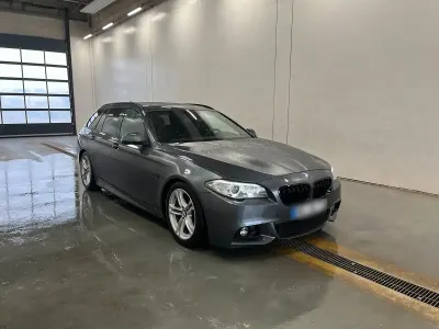 Gebraucht BMW 530 M Sport 258 PS (189 kW) 2015 Grau Kombi