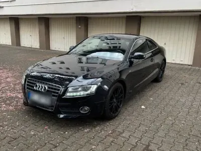 Gebraucht Audi A5 S-Line 179 PS (131 kW) 2011 Schwarz Coupé