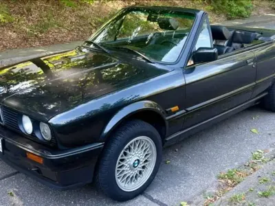 Gebraucht BMW 318 Cabriolet 113 PS (83 kW) 1992 Schwarz Cabrio