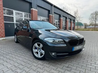 Gebraucht BMW 530 258 PS (189 kW) 2012 Braun Kombi