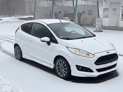 Weiß Gebraucht 2017 Ford Fiesta ST Kleinwagen | 7.000 € (Guter Preis)