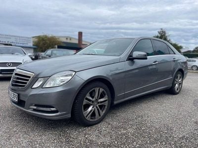 Grau Gebraucht 2011 Mercedes E350 Avantgarde Limousine | 9.950 € (Fairer Preis)