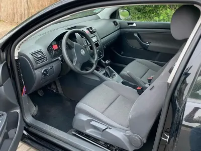 Gebraucht VW Golf V 90 PS (66 kW) 2005 Schwarz Kleinwagen