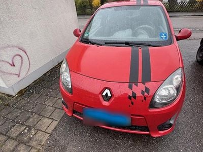 Second-hand Renault Twingo 75 CP (55 kW) 2009 Roșu Hatchback