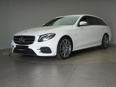 Gebraucht Mercedes E220 AMG line 194 PS (142 kW) 2020 Weiß Limousine