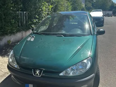 Gebraucht Peugeot 206 80 PS (58 kW) 2000 Grün Kleinwagen