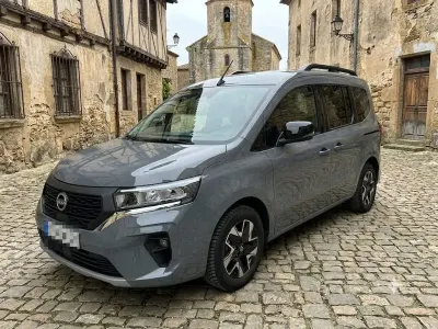 Gebraucht Nissan Townstar Tekna 131 PS (96 kW) 2025 Grau Van / Kleinbus