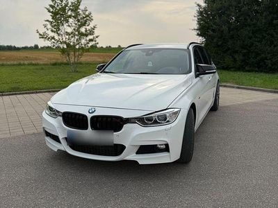 Gebraucht BMW 318 Sport Line 143 PS (105 kW) 2015 Weiß Kombi