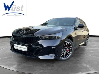 Gebraucht BMW 520 M Sport 197 PS (144 kW) 2025 Schwarz Kombi