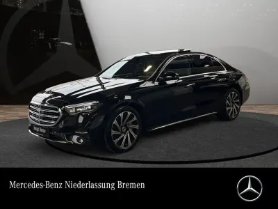 Gebraucht Mercedes E300 Exclusive 204 PS (150 kW) 2024 Schwarz Limousine