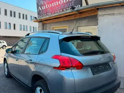 Gebraucht Peugeot 2008 Active 92 PS (67 kW) 2014 Grau SUV