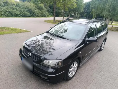 Gebraucht Opel Astra 84 PS (61 kW) 2001 Schwarz Kombi