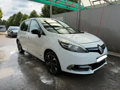 Gebraucht Renault Scénic III Bose Edition 115 PS (84 kW) 2016 Weiß Van / Kleinbus