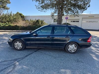 Mercedes C220