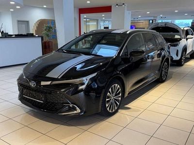 Gebraucht Toyota Corolla Team 196 PS (144 kW) 2023 Black mica / ink Kombi