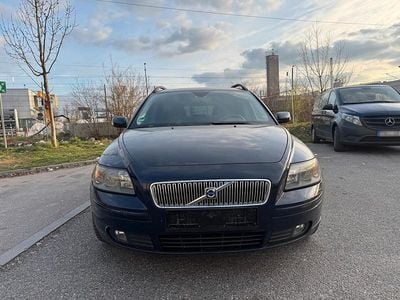 Usata Volvo V50 140 CV (102 kW) 2006 Blu Station wagon