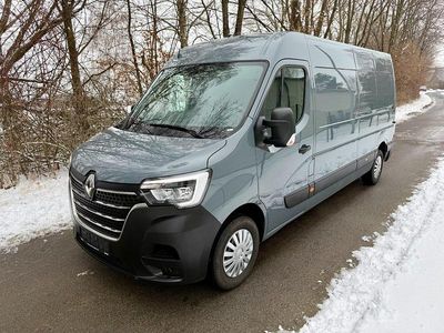 Grau Gebraucht 2020 Renault Master Van / Kleinbus | 19.699 € (Fairer Preis)